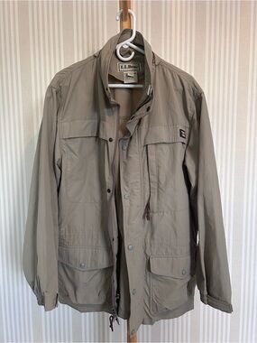 LL Bean Outdoors Field Jacket Mens Khaki Nylon Full Zip Multi Pocket Size Medium